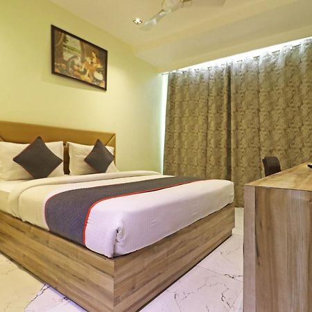 Hotel Good Vibe Near Delhi Igi Airport Yeni Delhi Dış mekan fotoğraf